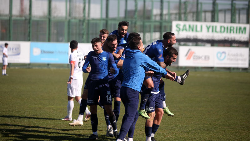 Yıldırımspor’da hava güneşli Geçen sezon kılpayı 2. Lig'i kaçıran mavi beyazlılar yarım kalan
