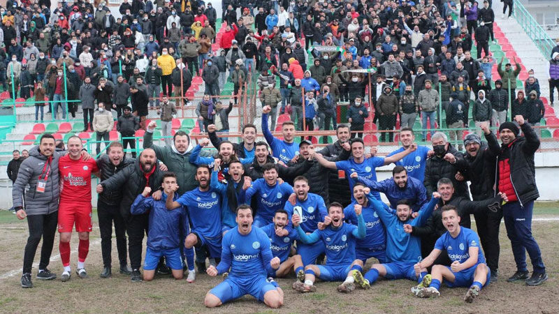 Burgazspor Play-off’u garantiledi Süper Amatör Lig D Grubu'nda yer alan Mudanya temsilcisi Burgazspor,