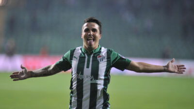 Josue şu anda nerede, ne yapıyor?