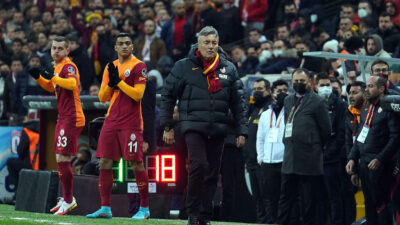 Galatasaray’da ‘istifa’ sesleri