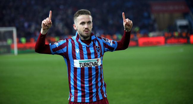 Visca’dan 3 yıl sonra bir ilk Visca’dan 3 yıl sonra bir ilk