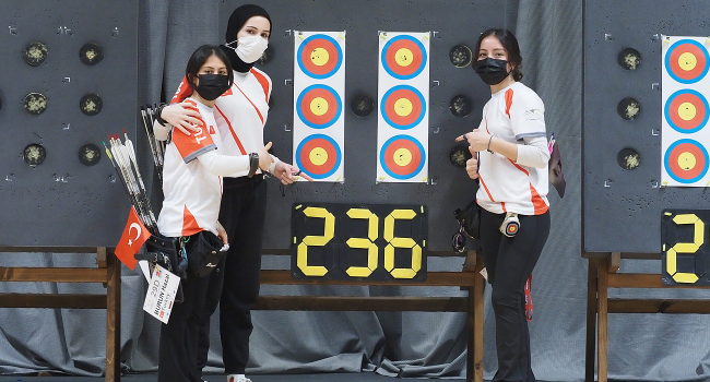 Milli okçulardan 1 dünya, 2 Türkiye rekoru Milli okçulardan 1 dünya, 2 Türkiye rekoru