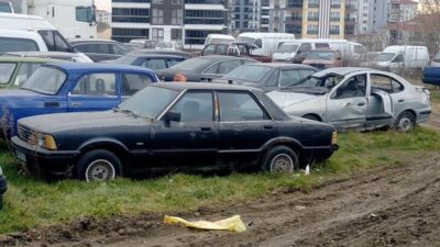 Kaderine terk edilmiş milyonluk servet otoparkta çürüyor