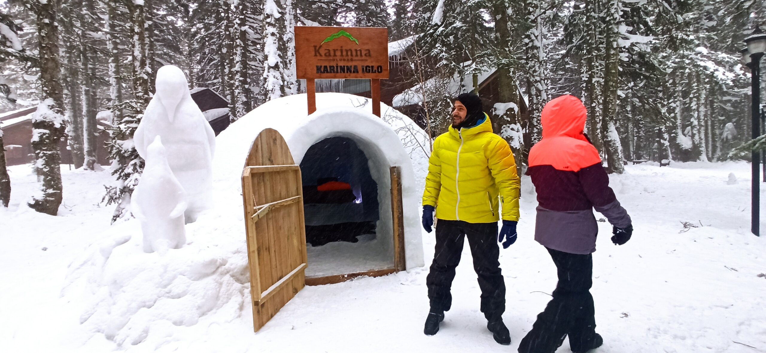 Uludağ’a gelenler buzdan evde konaklıyor