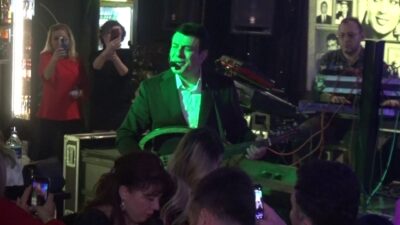 Coşkun Sabah Sevgililer Günü’nde Bursa’da sahne aldı