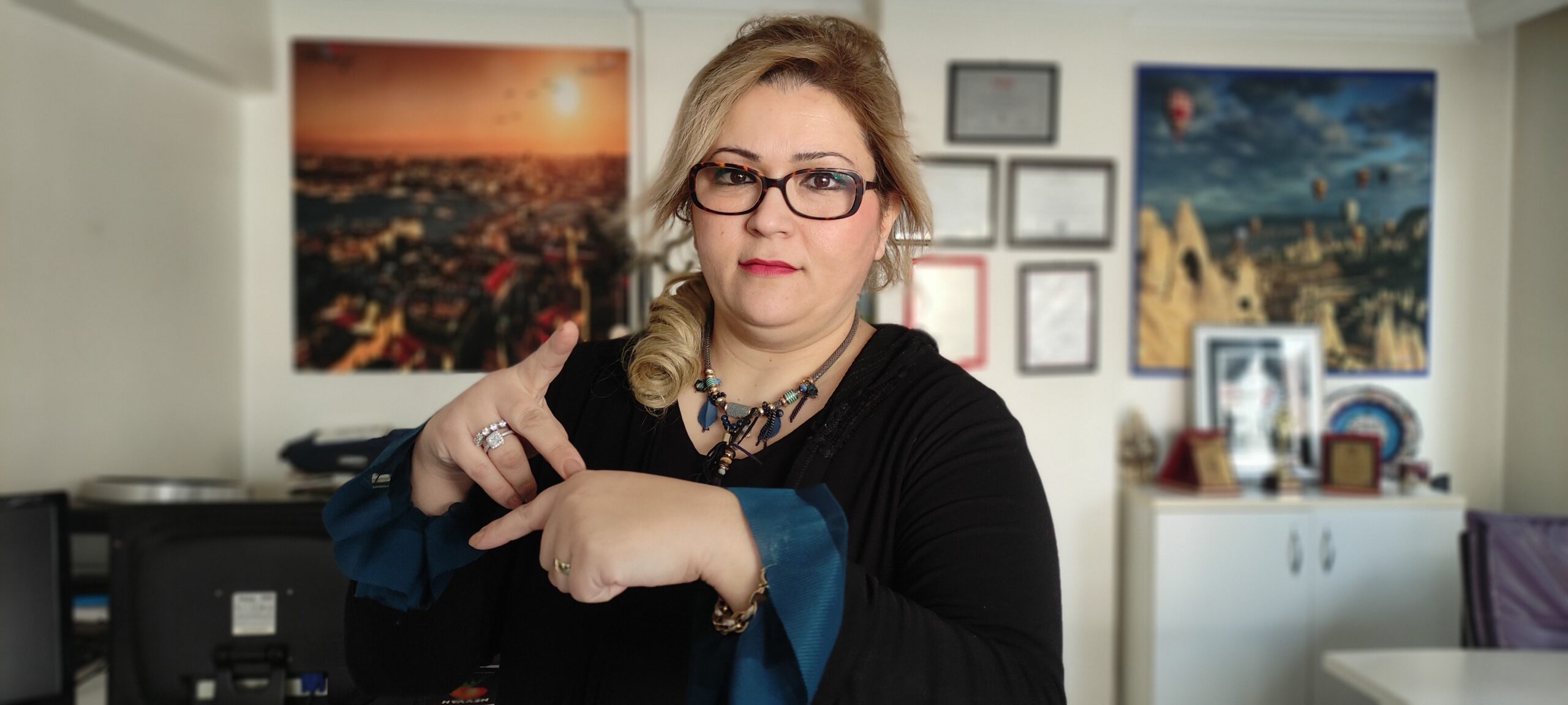 Bursa’da takdir toplayan hareket! Herkes onları anlasın diye işaret dili eğitimi veriyor