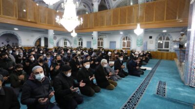 İnegöl’de kandil geleneği Yeni Mahalle Camii’nde devam etti