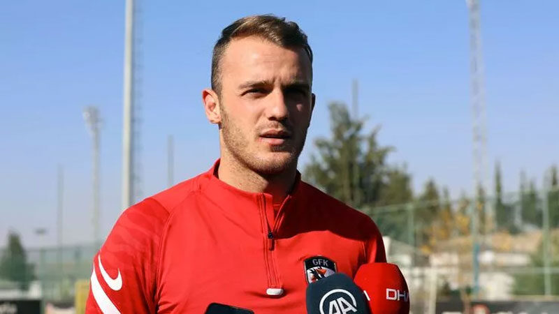 Gaziantep FK, Ertuğrul Ersoy’un bonservisini aldı Spor Toto Süper Lig ekiplerinden Gaziantep FK, satın alma opsiyonuyla