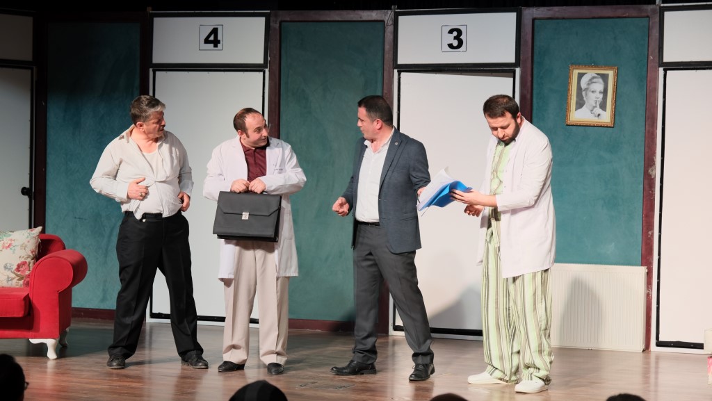 Deliler Evi izleyiciyle buluştu