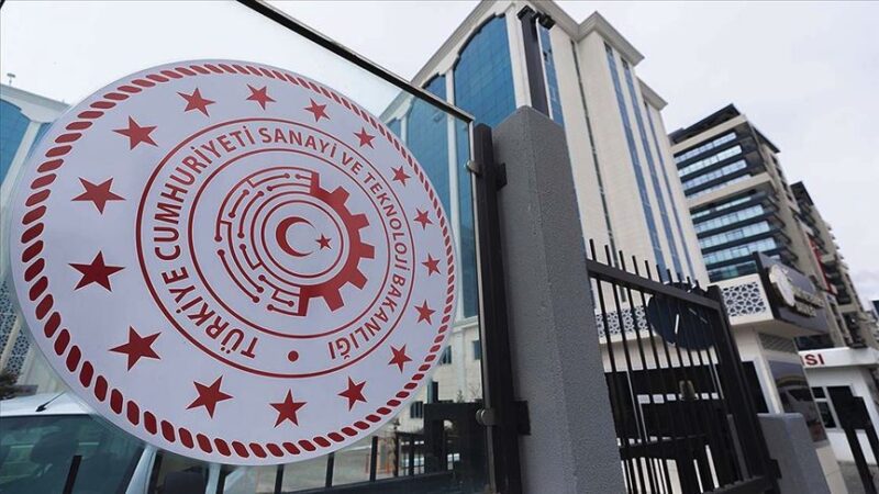 Sınavla, 35 Sanayi ve Teknoloji Uzman Yardımcısı alınacak...