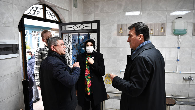 Osmangazi’de camiler birer birer yenileniyor