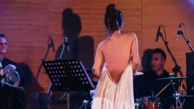 Sahnedeki halini paylaştı! “Hemen sil bunu”