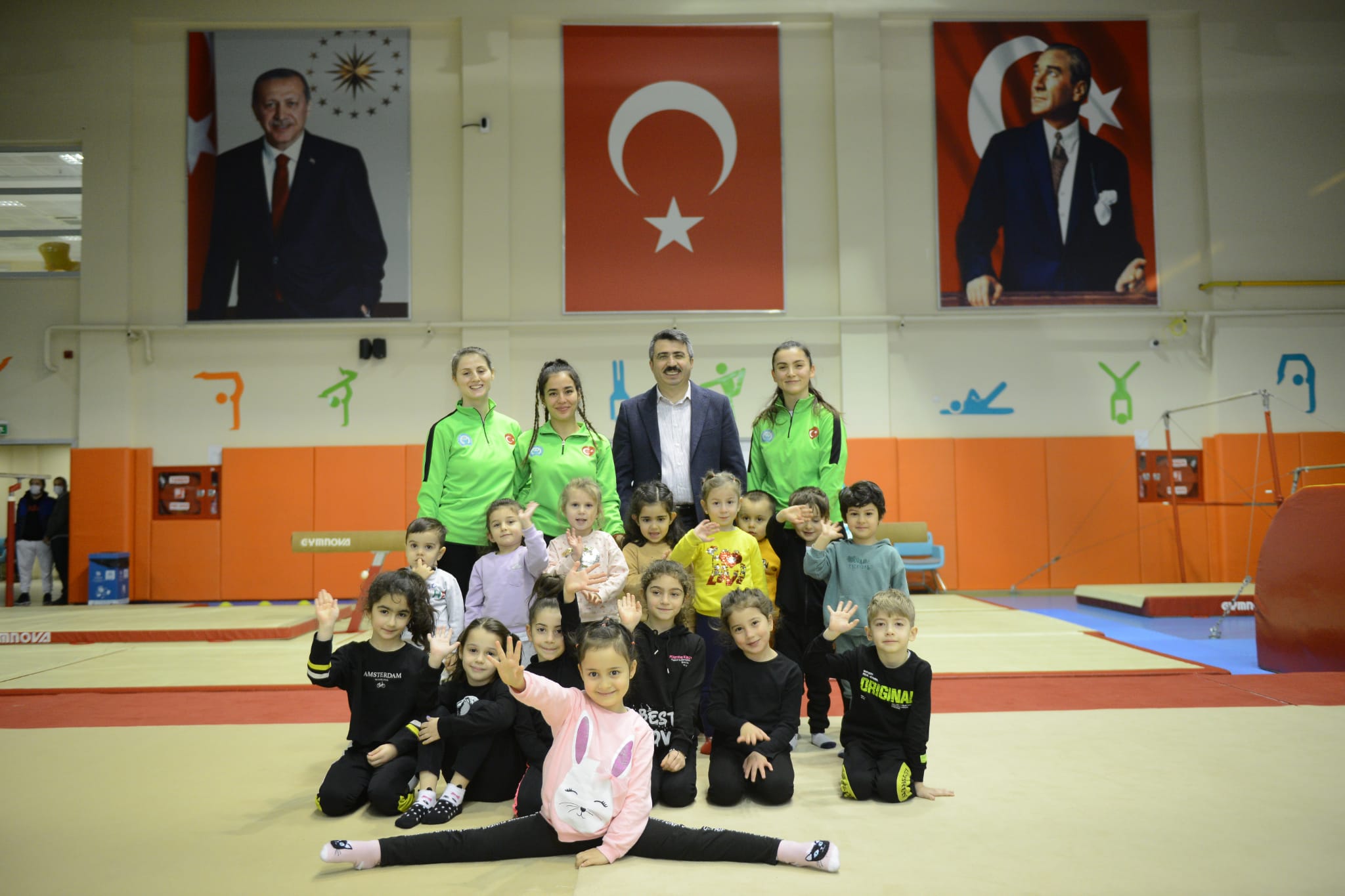 Başkan Yılmaz’dan miniklere ziyaret