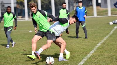 Bursaspor ara vermedi