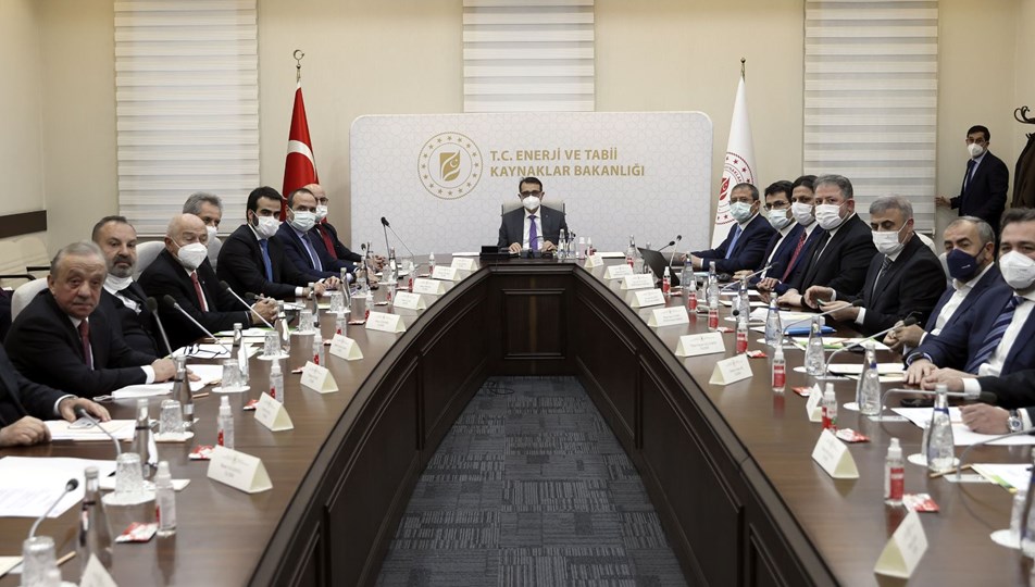 Bakan Fatih Dönmez: Temel sorun elektrik üretim maliyetleri Bakan Fatih Dönmez: Temel sorun elektrik üretim maliyetleri