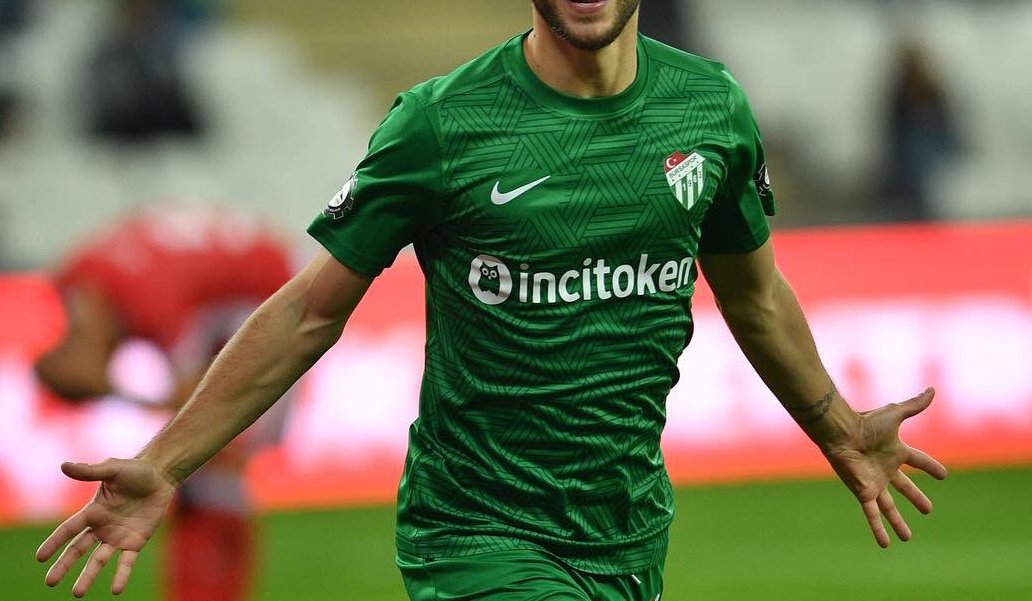 Bursaspor’a bir kötü haber daha! Ameliyat olabilir…