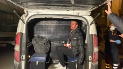 Bursa’da aile faciası: Annesini bıçaklayarak öldürüp, üvey kardeşini de ağır yaraladı