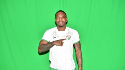 Bursaspor’un yeni transferinde flaş gelişme