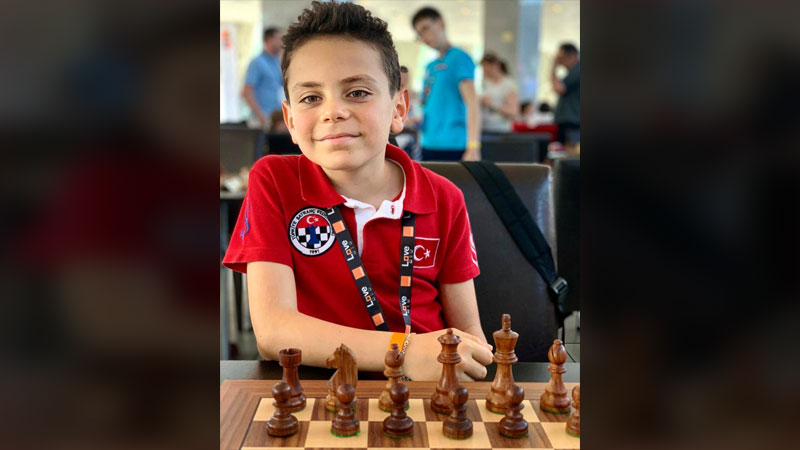 Emine Örnekli Ediz Gürel Türkiye’nin en genç IM (Uluslararası Usta) ünvanını kazandı! Emine Örnekli Ediz Gürel Türkiye’nin en genç IM (Uluslararası Usta) ünvanını kazandı!