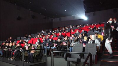 Gürsulu şehit yakınları ve gaziler Eren Bülbül’ün hikayesini izledi