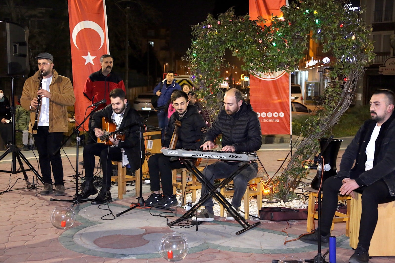 Sevgililer Gününde Gürsu’da kalpler müzikle ısındı