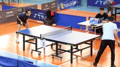 Gürsu’da bireysel masa tenisi turnuvası
