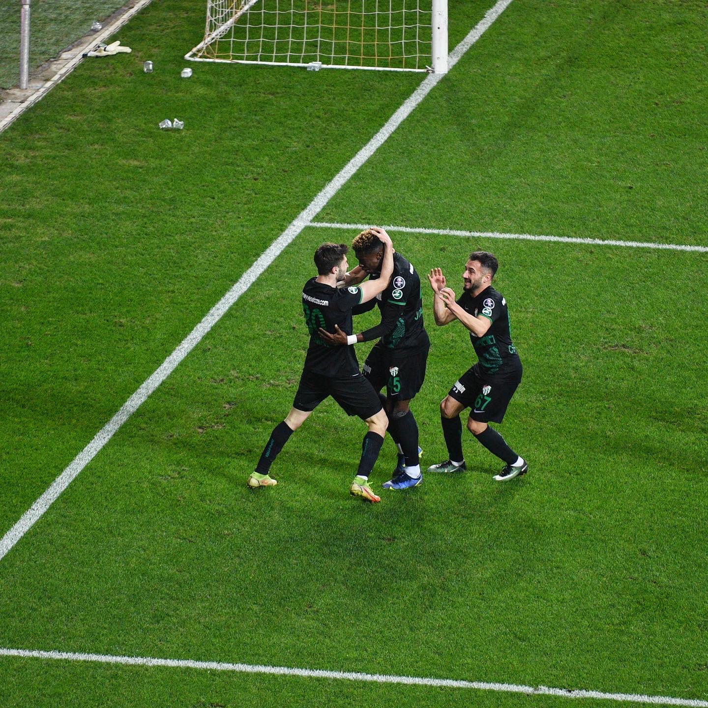 Bursaspor’un yeni golcüsünden ilk yorum! O an için ne dedi?