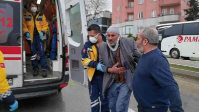 Bursa’da kamyonet ile otomobil çarpıştı