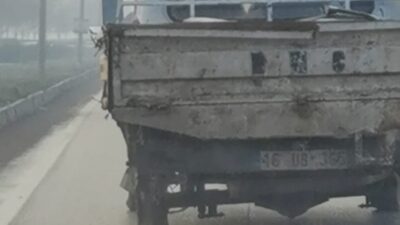 Bursa’da patlak lastikle seyreden sürücü cezasız kalmadı