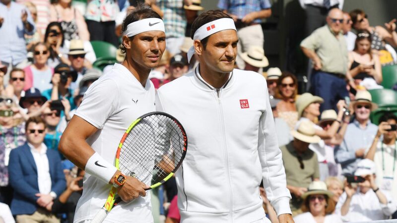 Dünyaca ünlü tenisçiler İspanyol Rafael Nadal ile İsviçreli Roger Federer,