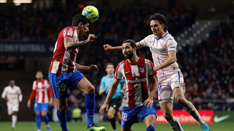 İspanya 1. Futbol Ligi'nin (La Liga) 24. haftasında oynanan Madrid