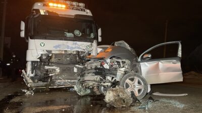 Bursa’da feci tır kazası! Can kaybı var…