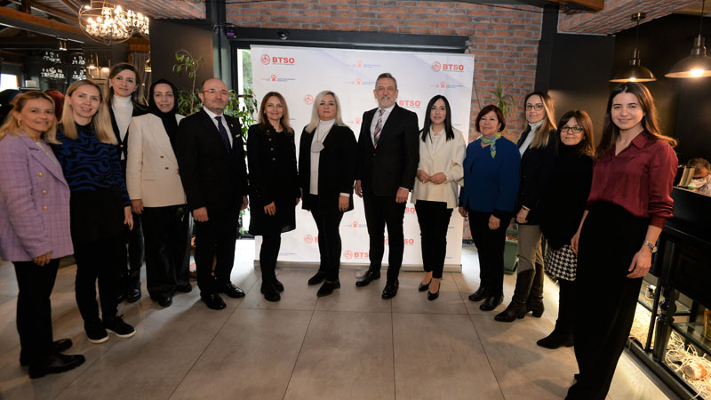 Burkay: Kadınların ekonomik hayattaki rolü arttıkça Türkiye’nin kalkınması hızlanacak