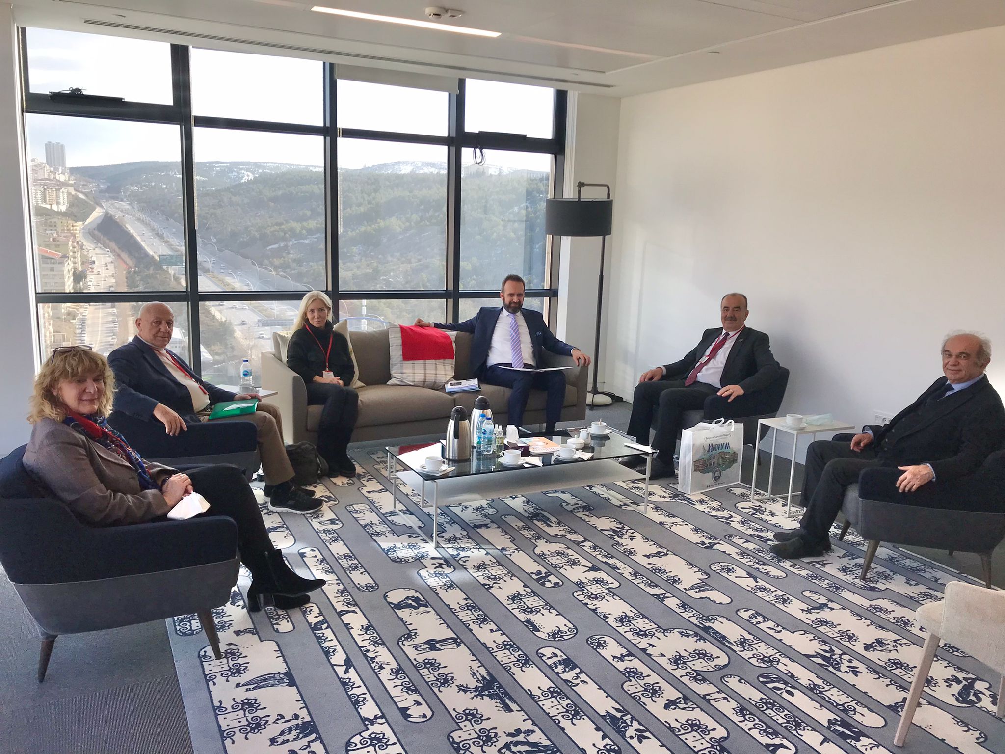 Başkan Türkyılmaz, Ankara’da büyükelçilerle bir araya geldi