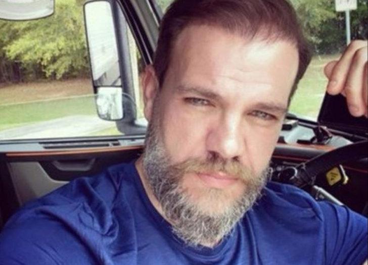 ABD’ye yerleşen Tolga Karel’den aile pozu