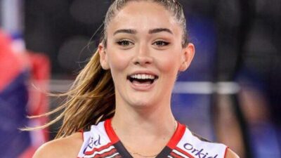 Ünlü voleybolcu son haline tepki yağdı! ”Yazık ettin kendine!”