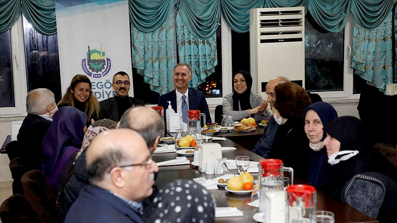 İnegöl Belediyesi gazileri Oylat’ta ağırladı