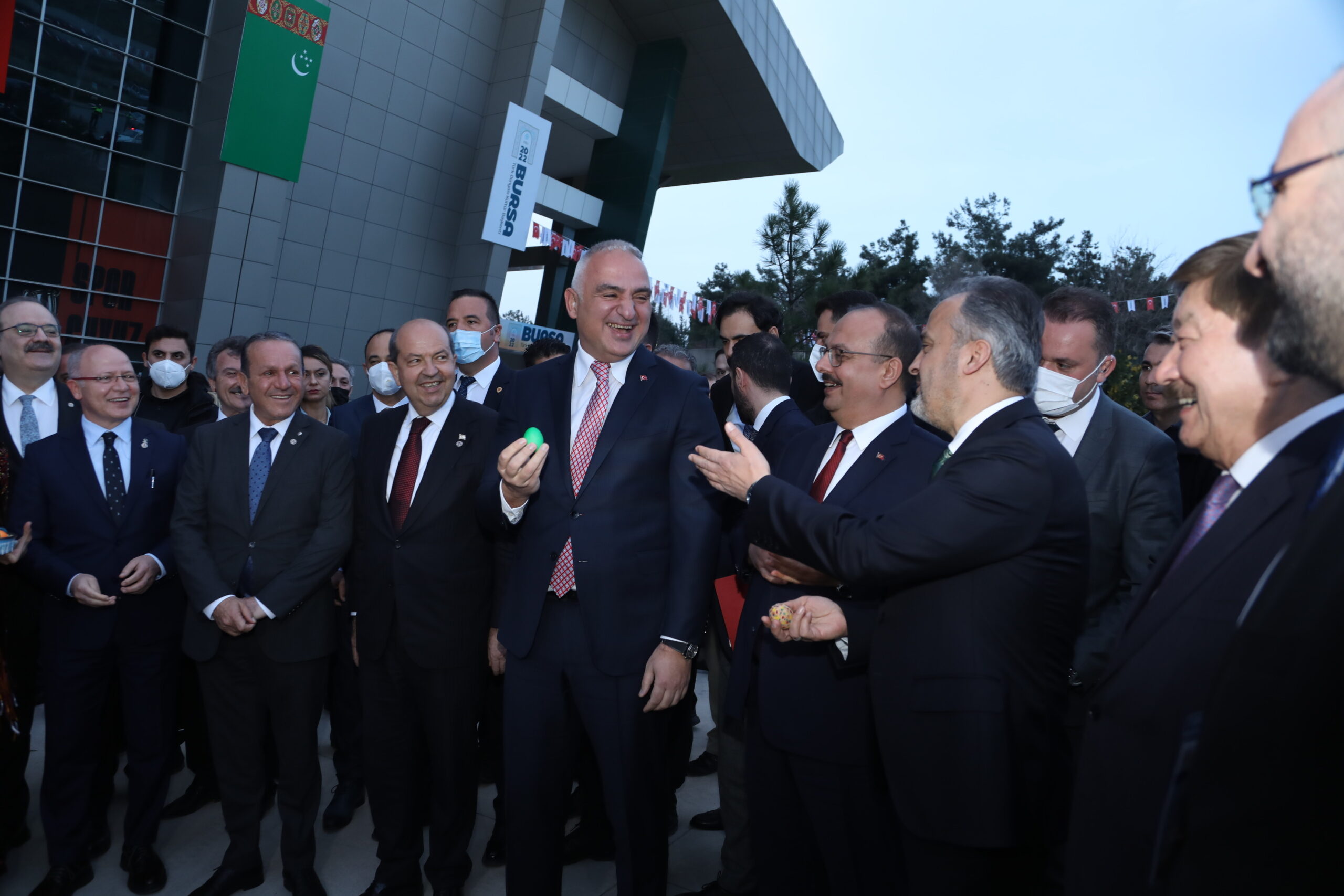 Türk dünyasının sesi Bursa semalarından yükseldi 4 31351 MTYyNDRhNj 14 scaled
