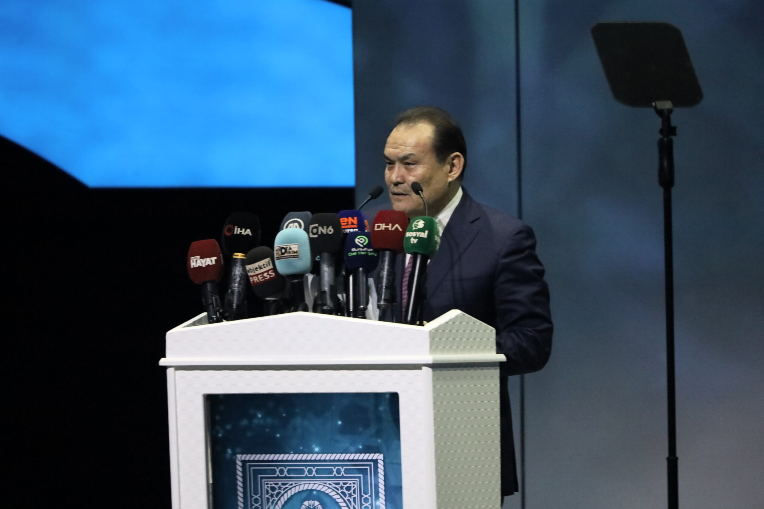 Türk dünyasının sesi Bursa semalarından yükseldi 5 31351 MTYyNDRhYj 4 scaled
