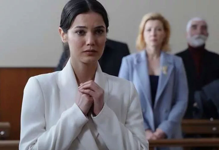 “Yargı” dizisinin ‘Ceylin’i dekoltesiyle sosyal medyayı salladı