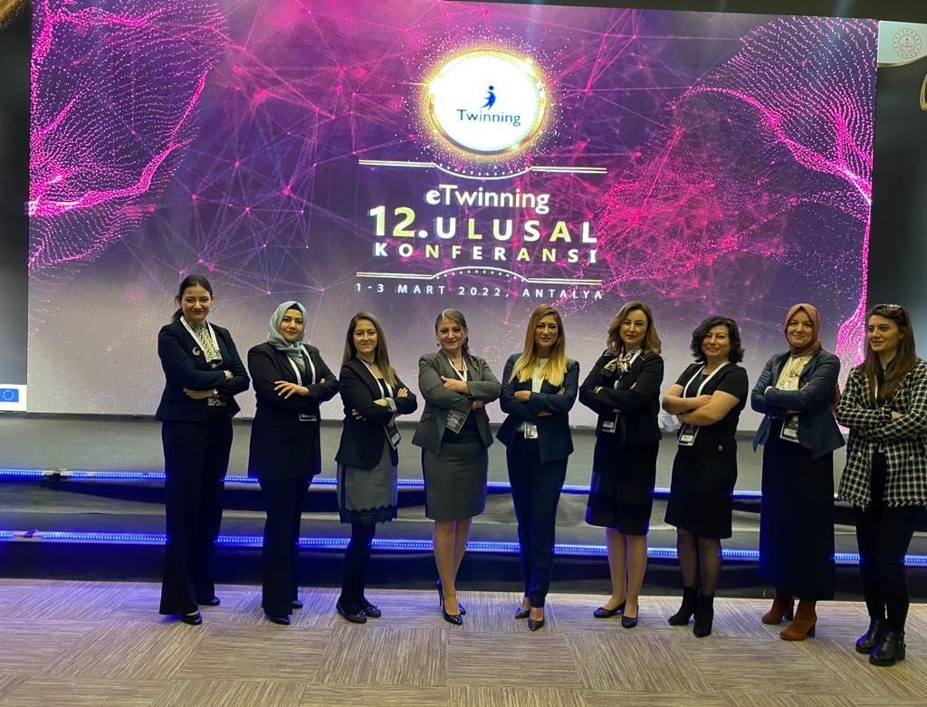 Bursalı öğretmenlere ‘etwinning özel ödülü’