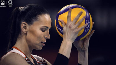 A Milli Kadın Voleybol Takımı ile Fenerbahçe Opet'in kaptanı Eda