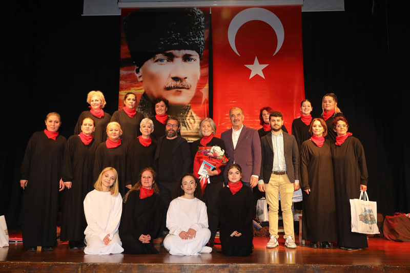 Mudanya’da kadınlar eşit ve özgür bir dünya için dayanışmayı yeşertti