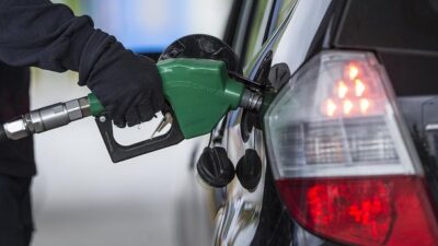 Akaryakıta son üç günde üçüncü indirim!