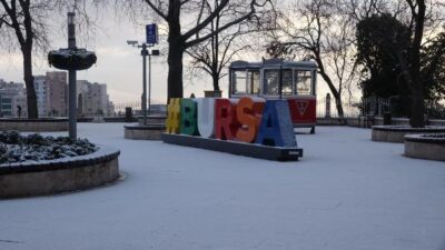 Bursa’da kar yağışı aralıklarla etkili oluyor