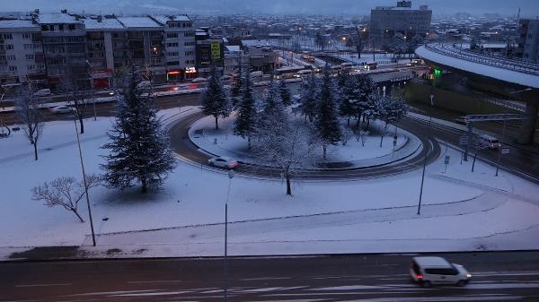 Bursa beyaza büründü