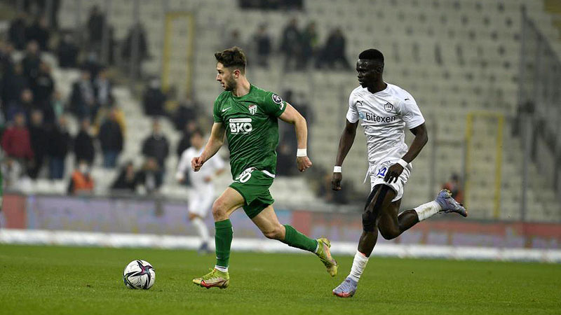 Bursaspor’un en agresifi o futbolcu