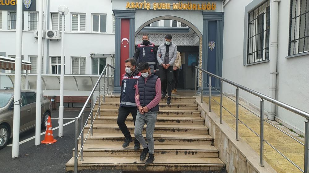 Bursa’da 4 dakikada dolandırdılar, 24 saat geçmeden yakalandılar