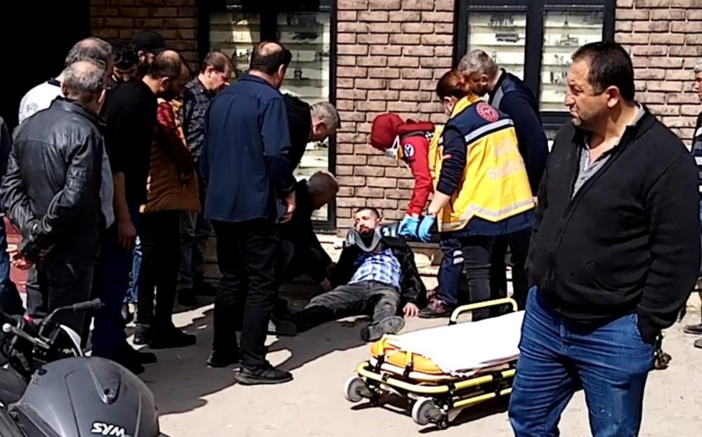 Bursa’da akıl almaz olay! Çarptığı yaralıyı… Bursa’da akıl almaz olay! Çarptığı yaralıyı…