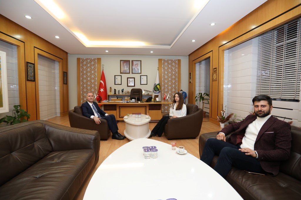 Ukrayna’da mahsur kalan Seher Güneş İnegöl’e ulaştı